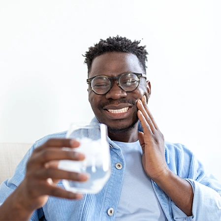 Man With Painful Sensitive Tooth